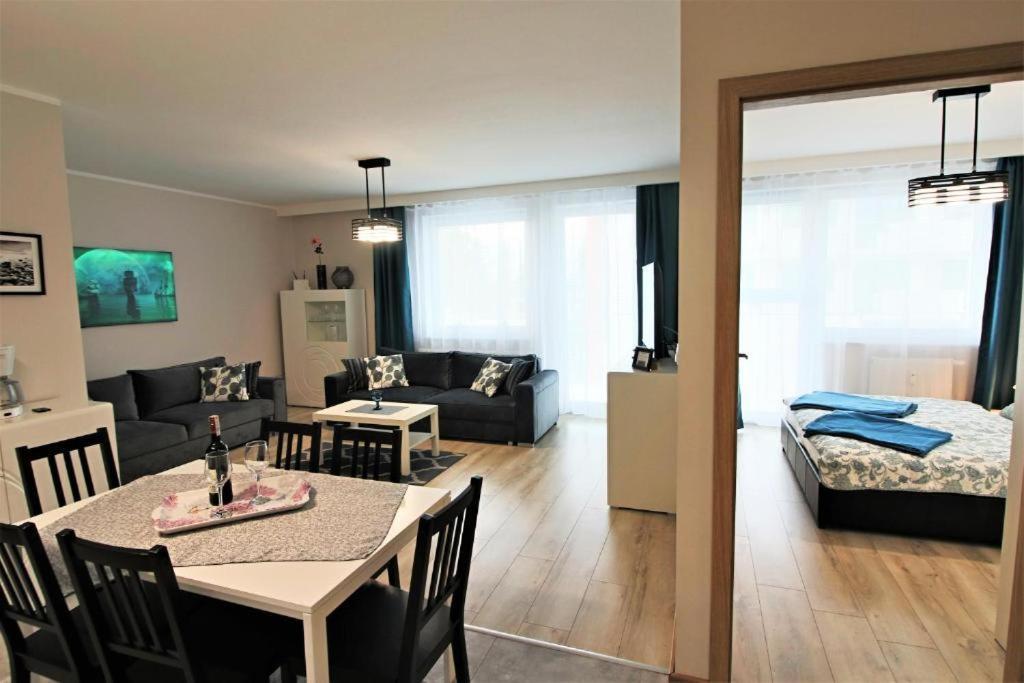 Blizej Morza Deluxe Apartmenty Kolobrzeg Exterior photo