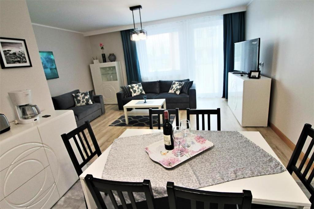 Blizej Morza Deluxe Apartmenty Kolobrzeg Exterior photo